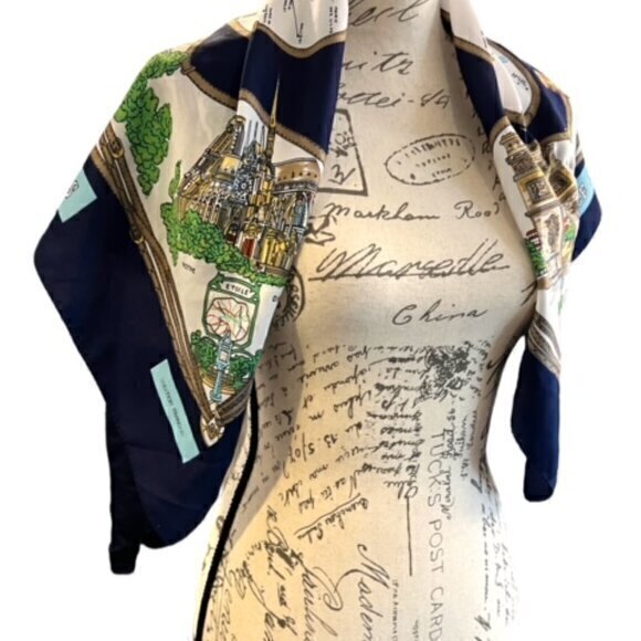 Paris Scarf Blue Gold Polyester 31 x 31 Large Souvenir de Paris Landmarks Travel - Picture 13 of 13